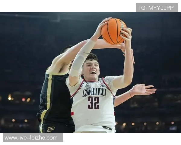 开拓者4中锋三分表现分析杨瀚森克林根罗威里斯数据对比 开拓者4中锋三分表现分析杨瀚森克林根罗威里斯数据对比