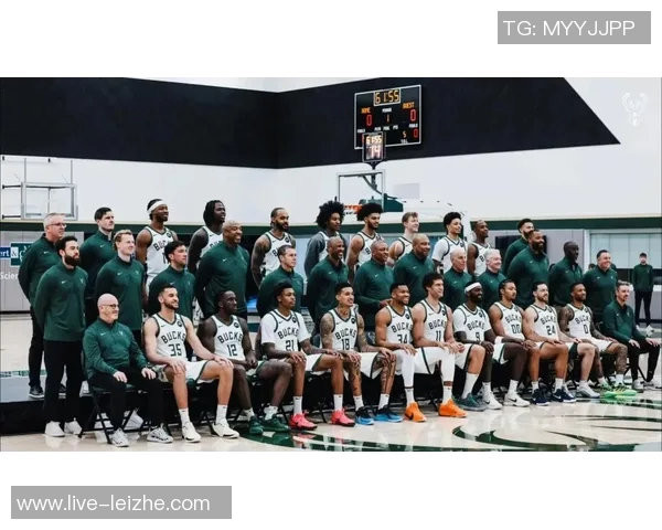 雄鹿队计划只为球星交易31或32年首轮选秀权夏季将有三个首轮可供交易